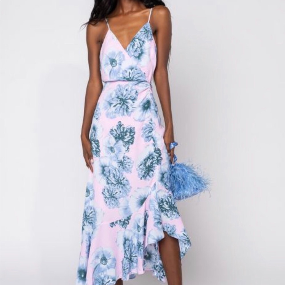 Akira Maxi